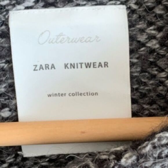Zara knitwear hooded sweater, grey, size Medium/9-10 GREAT QUALITY - Picture 2 of 8